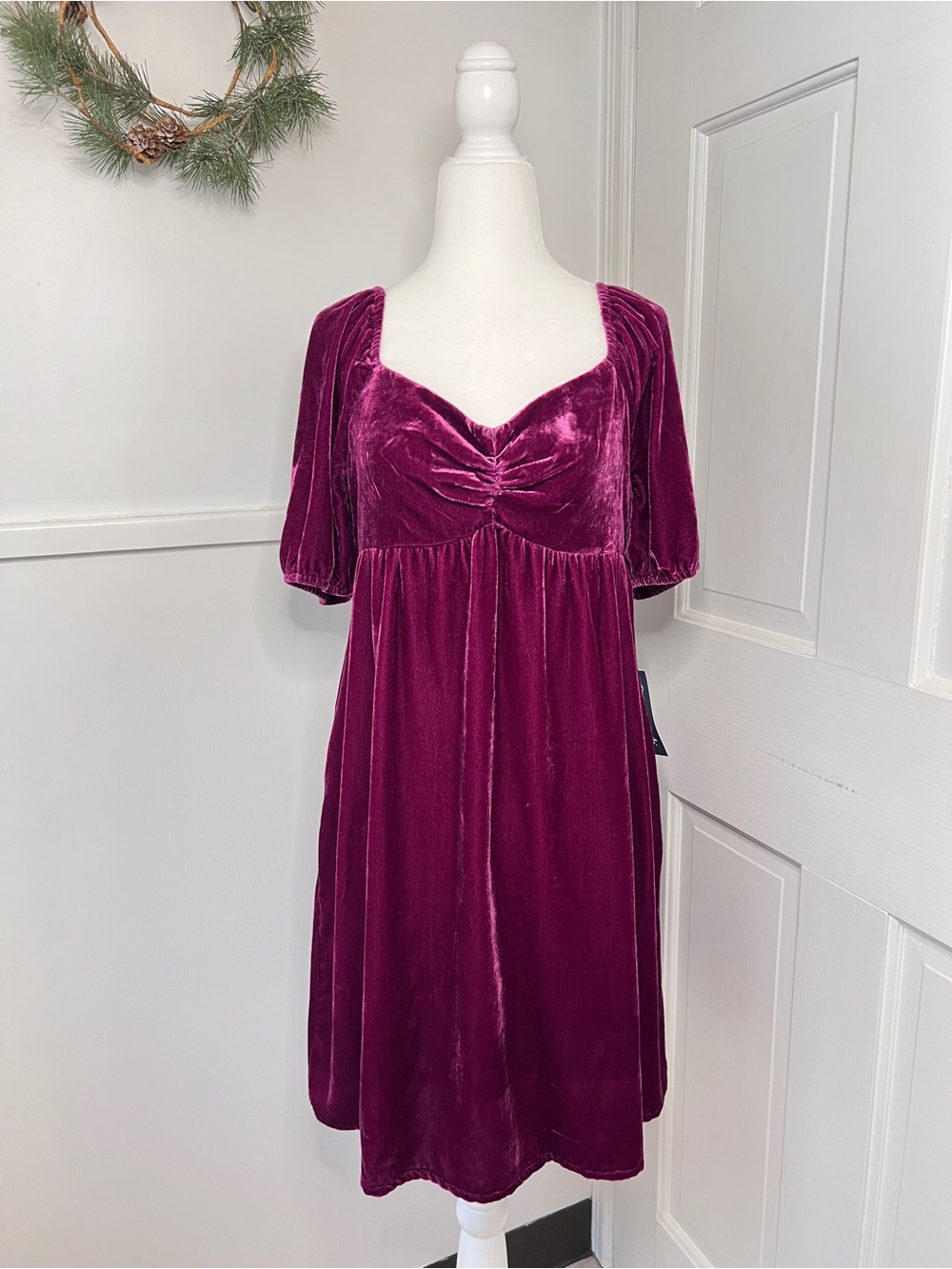 Modcloth Who's My Sweetheart? Babydoll Velvet Dress in Plum NWT